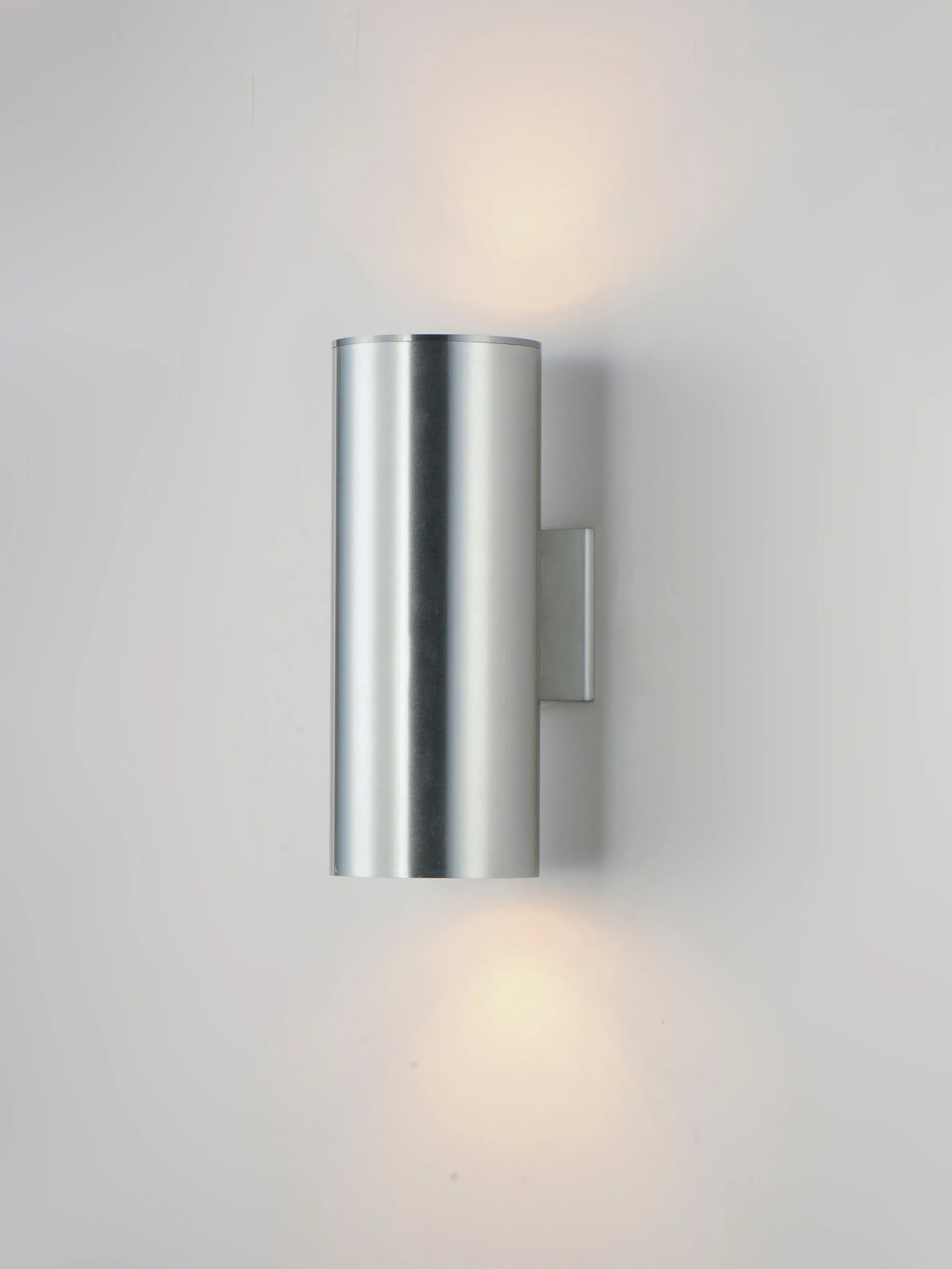 5" Cylinder Up/Down Light, 480 Lumens, 80 Watt, 120 Volts, Brushed Aluminum or Black Finish