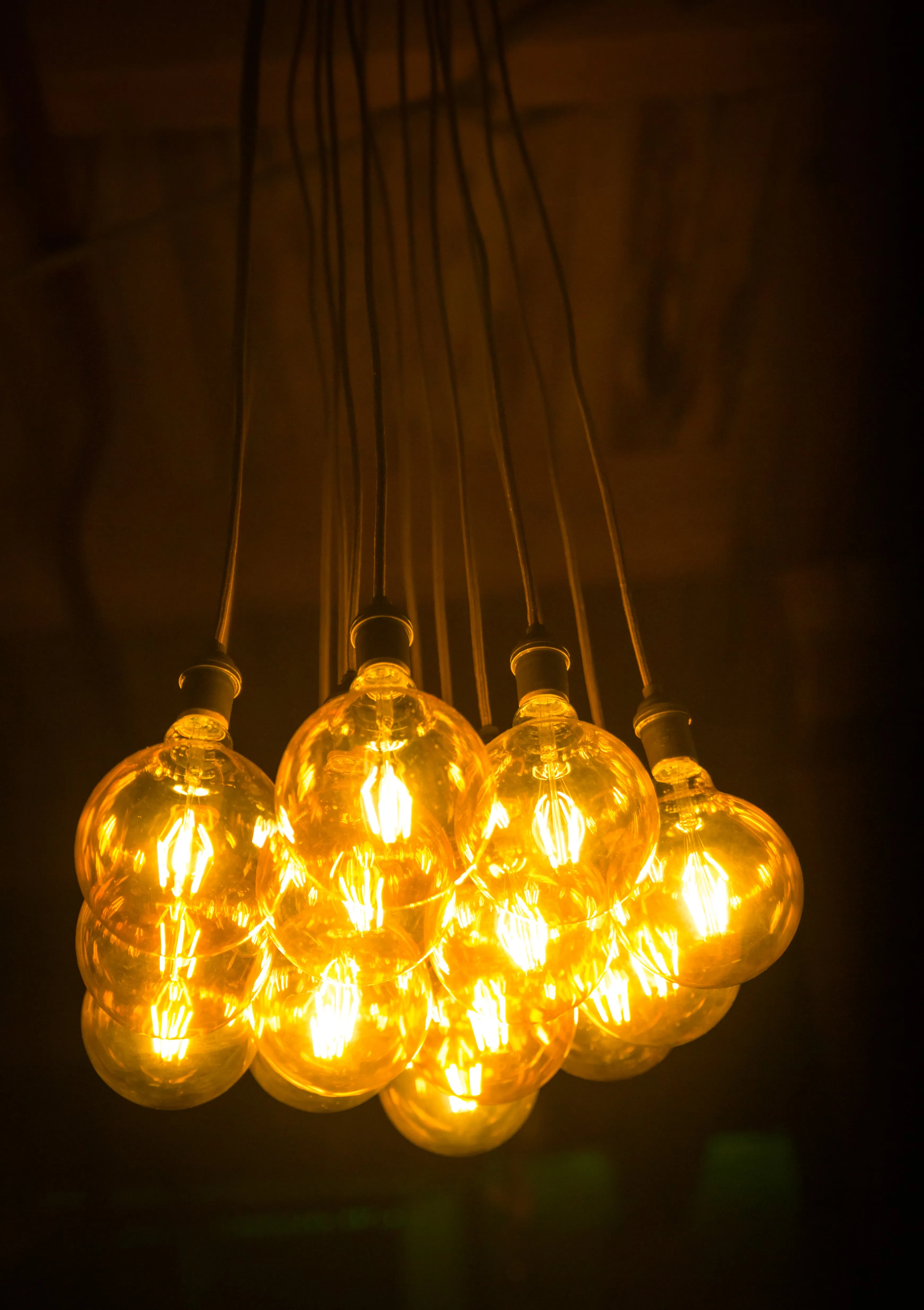 Bulb: LED Amber - 5" Globe