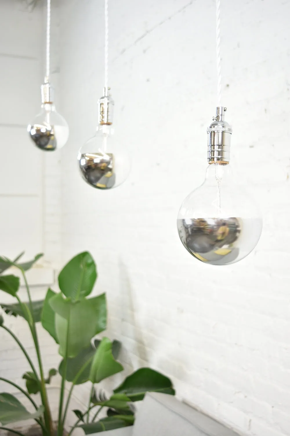 Bulb: LED Chrome Dipped 5" Globe