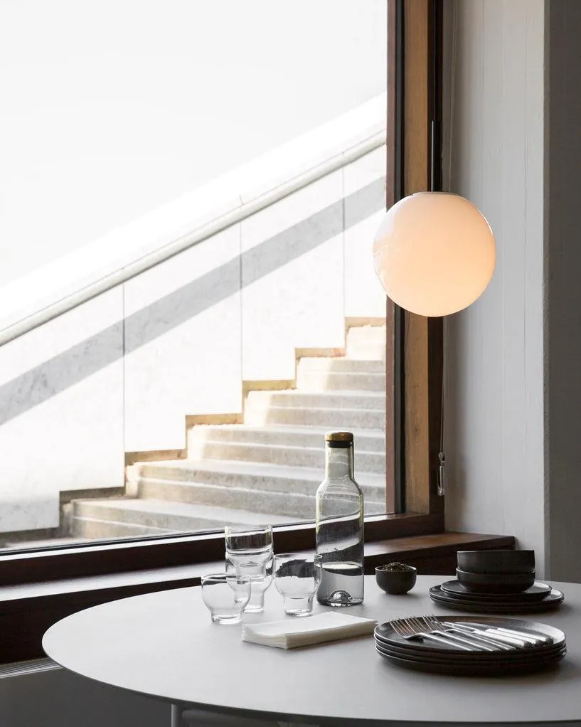 Elegant Spherical Pendant | TR Bulb