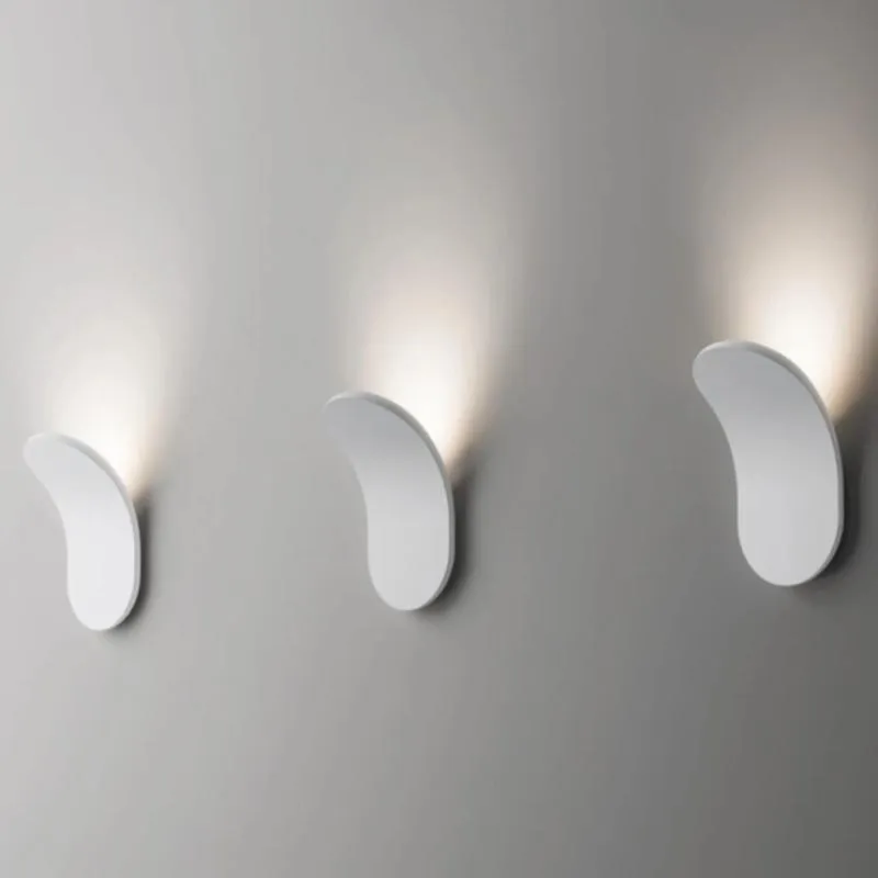 Modern Curved Exterior Wall Light