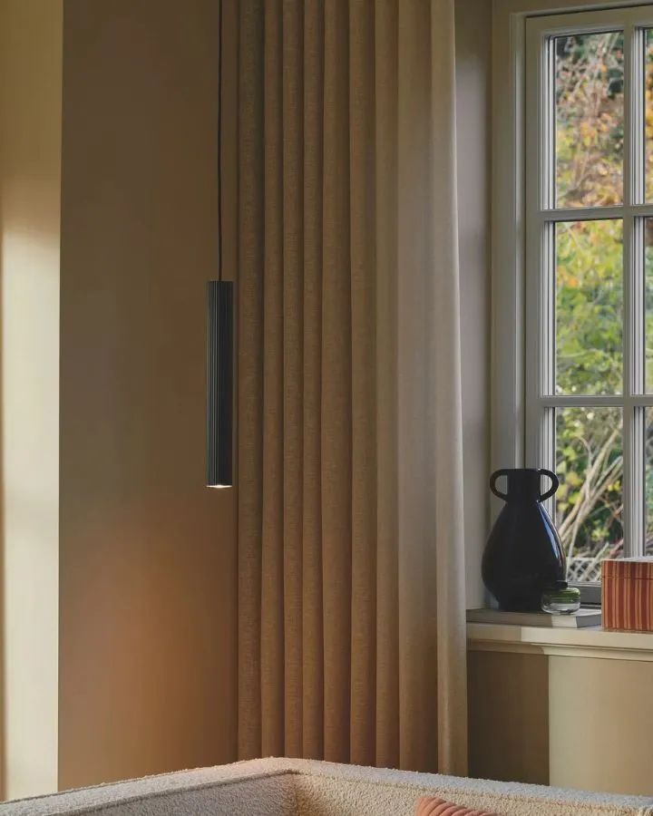 Reeded Metal Vertical Pendant