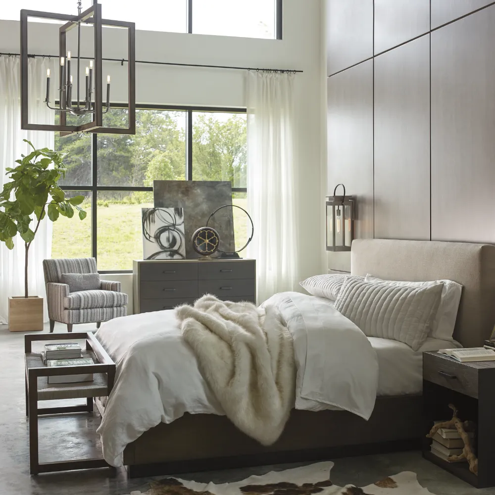 Turnbury Chandelier